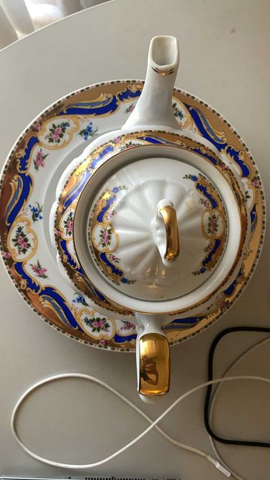 Bule de Chá Antigo em Porcelana Francesa Limoges (Apenas o Bule)