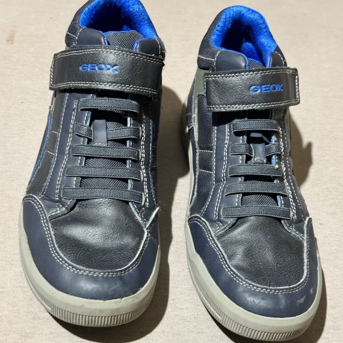 Дитячі кросівки фірми Geox