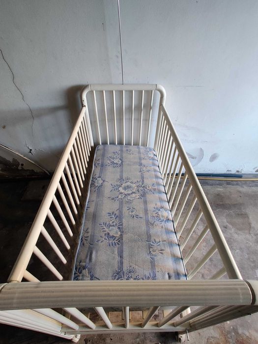 Berço e banheira para bébé