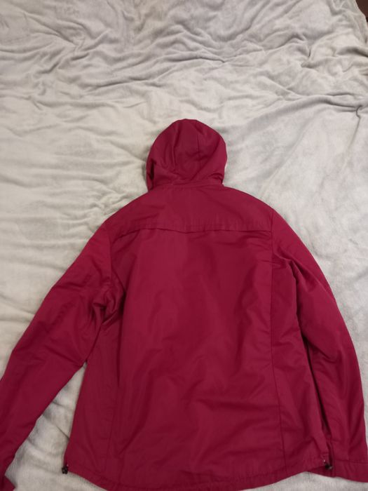 Чоловіча вітровка