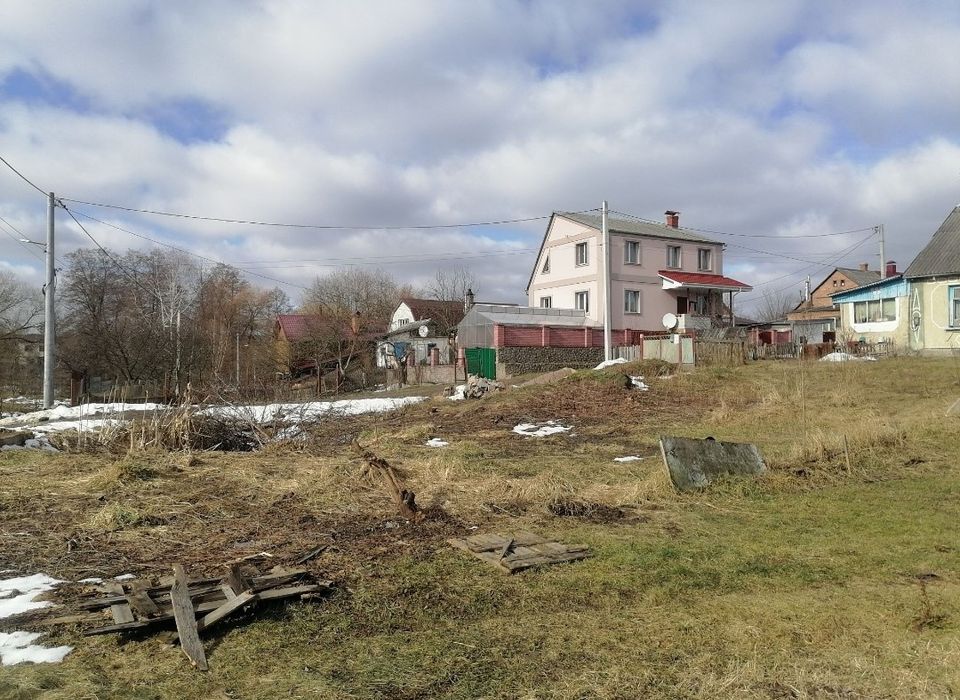 Участок на Максютова!