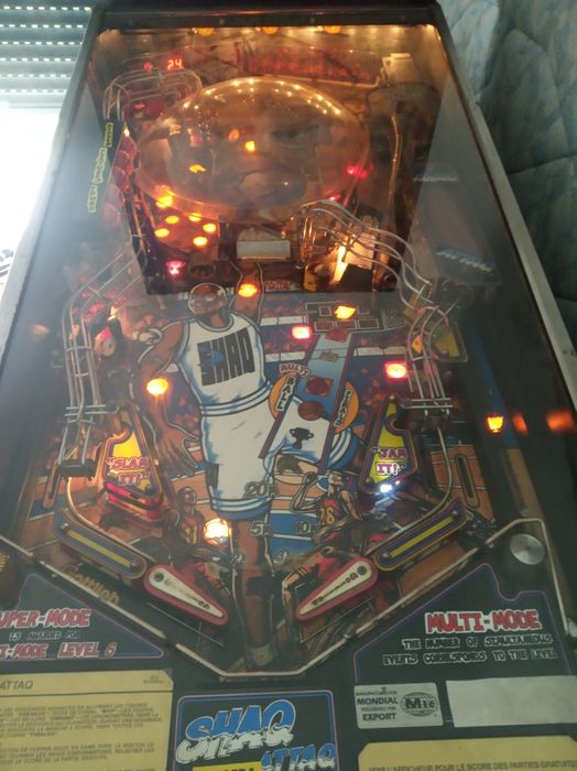Flippers / pinball