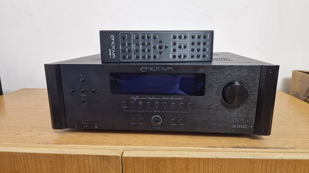 Emotiva XMC 1  MK II
