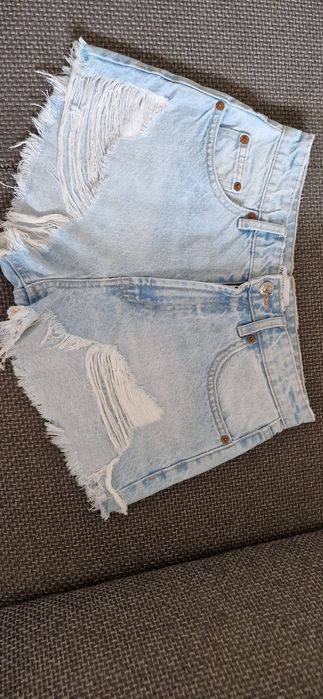 Spodenki z wysokim stanem