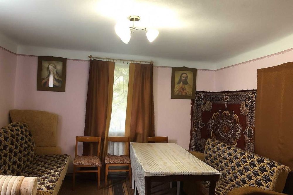 Продам будинок в Богородчанах.