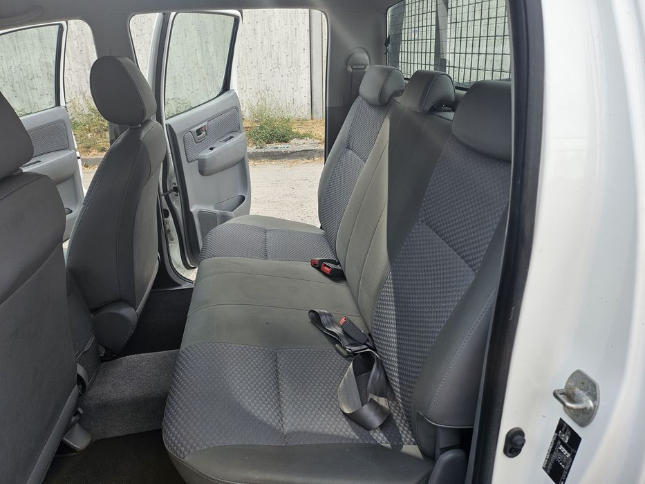 Toyota Hilux 4x2