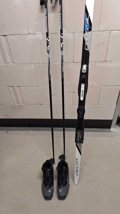 Narty biegowe biegówki Peltonen 190, Buty Fisher 41, Kijki Italbastoni