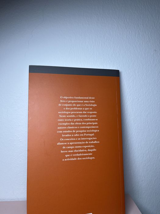 Livro ‘Sociologia’ de António Firmino da Costa - 6ª edição