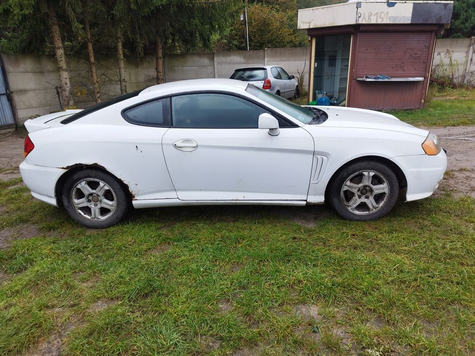 Hyundai Tiburon 2.0 Coupe lampa spojler lotka zderzak części