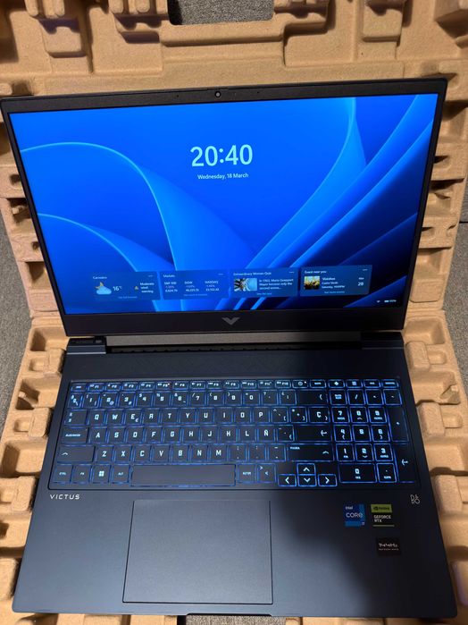 Portátil Full HD Gaming - HP Victus 16-r0004ns