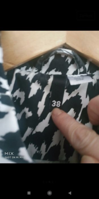 Przepiękny płaszczyk damski 38