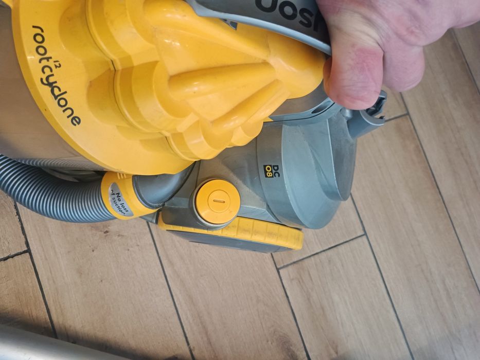 Пилосос duson dc08