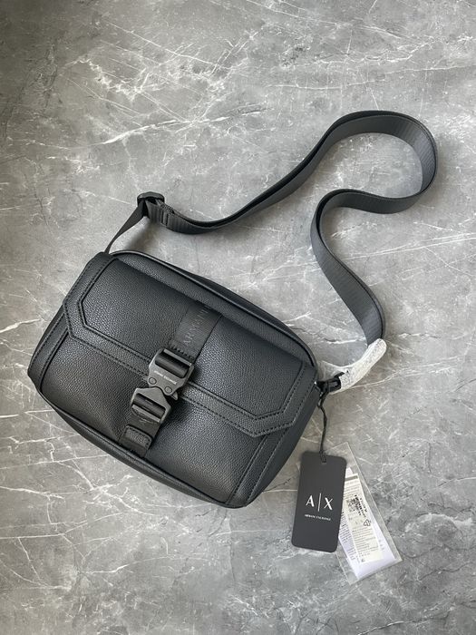 Сумка на плече чоловіча  Armani Exchange  (оригінал)