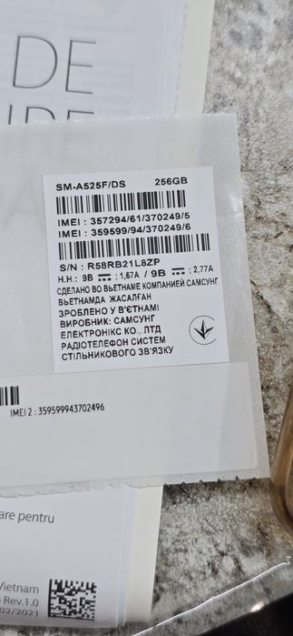 ПРОДАМ официальный телефон Samsung Galaxy A52, 8ram, 256gb violet