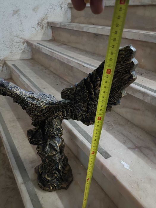 Estatua Águia do Benfica SLB