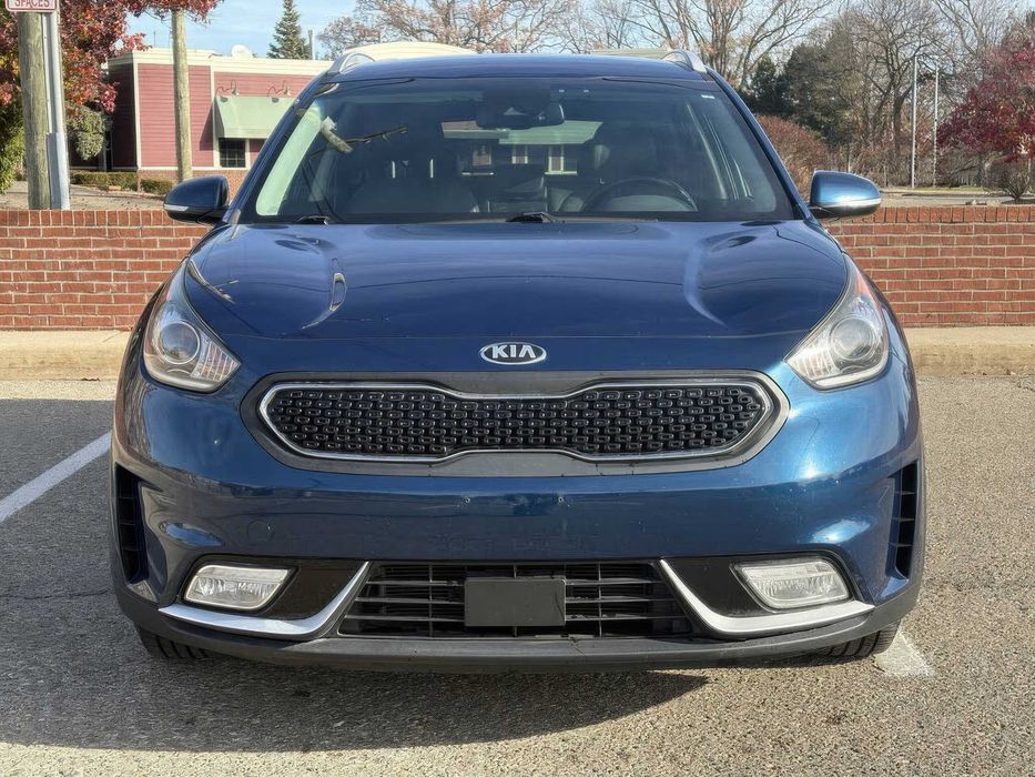 Kia Niro EX      2019