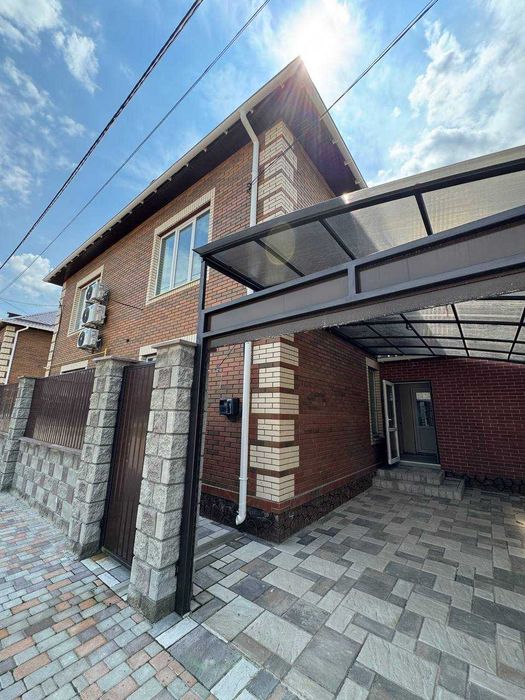 Продаж таунхаусу Фастівська.