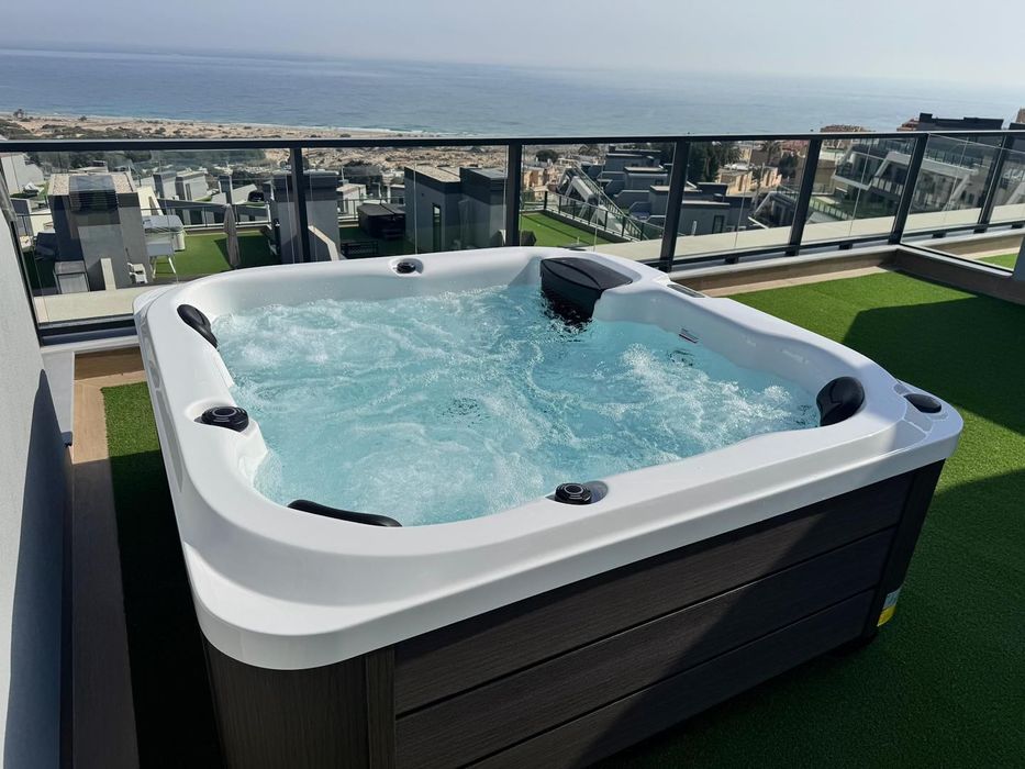 Jacuzzi całoroczne Reims PlatinumSpas 5osob. 230V leżanka Ozone NOWOŚĆ