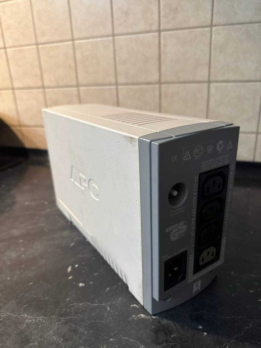 розпродаж меблів,закриття офісу