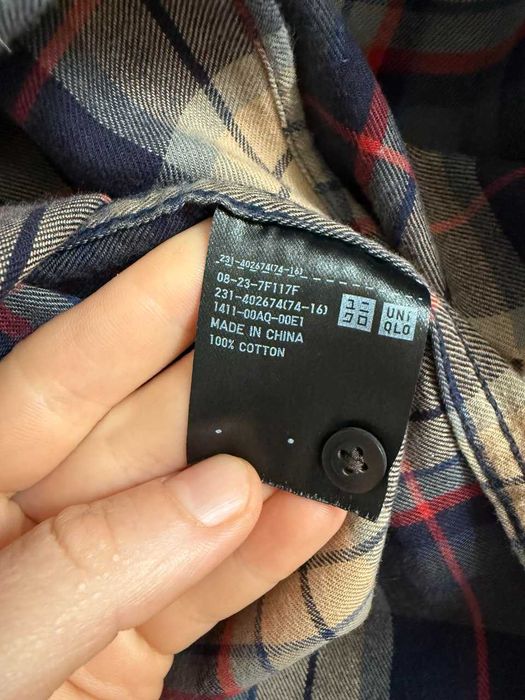 Картата фланелева сорочка Uniqlo