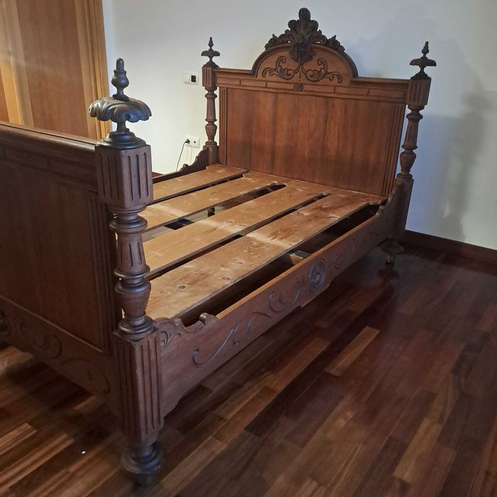 Cama  Madeira Antiga