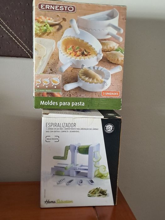 Conjunto moldes para rissois e espiralizador Novos Por estrear