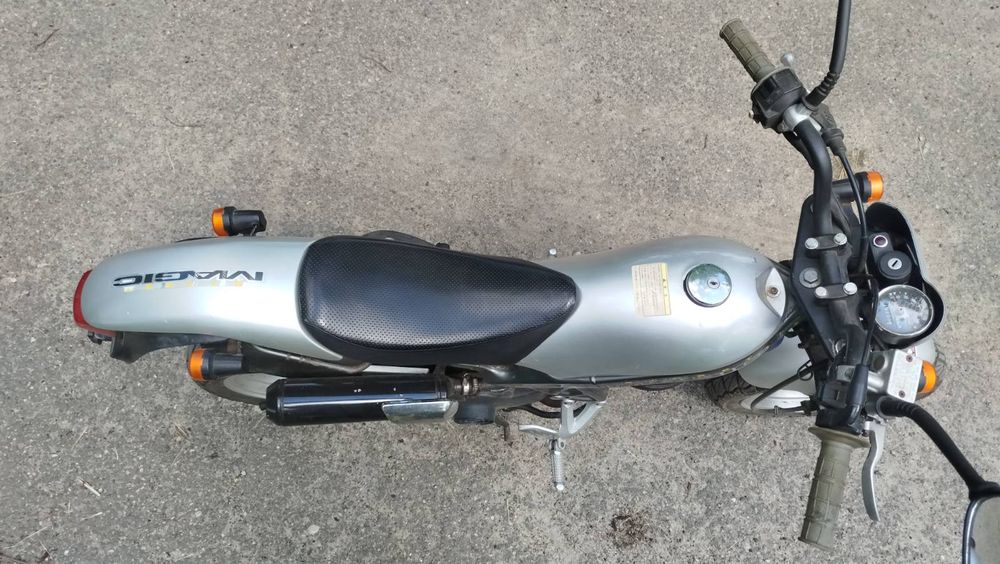 SUZUKI Street Magik 50 Сузуки стрит меджик