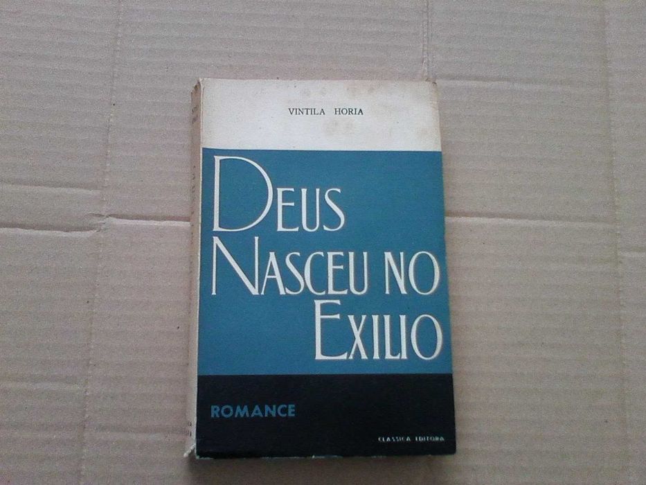 Deus nasceu no exílio