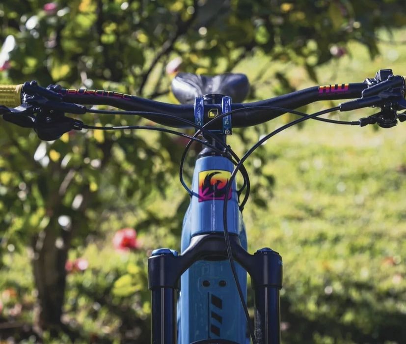 E-bike enduro pivot AM