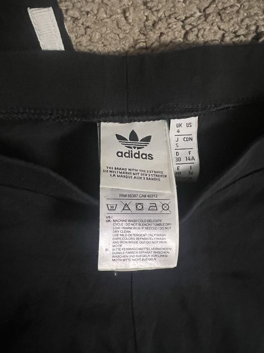 Легінси Adidas originals в розмірах xs та s