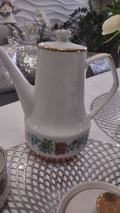 Serwis do kawy PRL kwiaty Porcelana Chodzież
