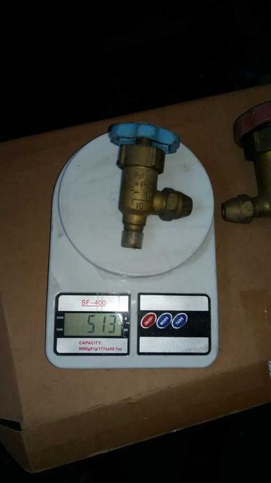 Продам по ціні лома латуні -40шт. нові клапана фреон, хладон, -35,5 кг