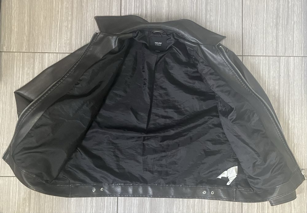 Курточка від бренду House eu розмір s