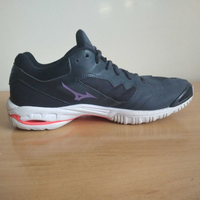 Buty do gry w piłkę ręczną MIZUNO WAVE PHANTOM 2 roz.eu-39