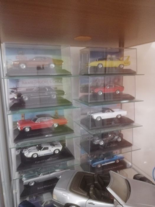 Coleção American cars 1:43