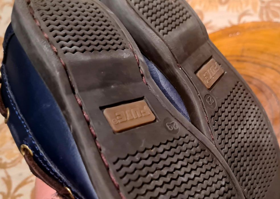 Sapatos de menino