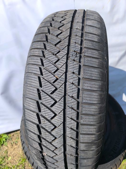 25BZ	235/60/R18	Continental	TS850P	2022	103T	4szt	7,50mm
