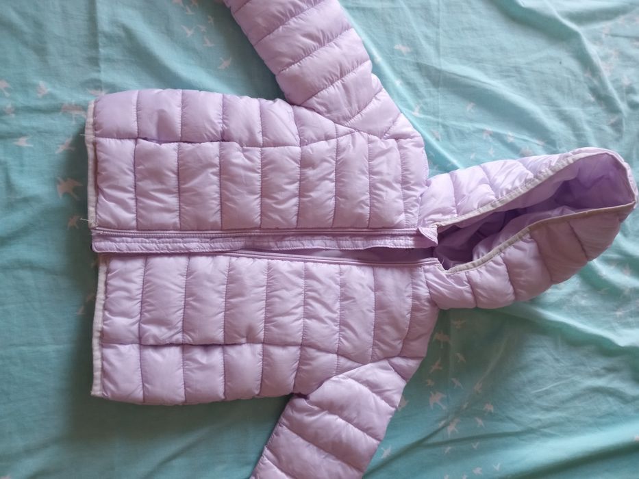 Демісезонна куртка для дівчинки