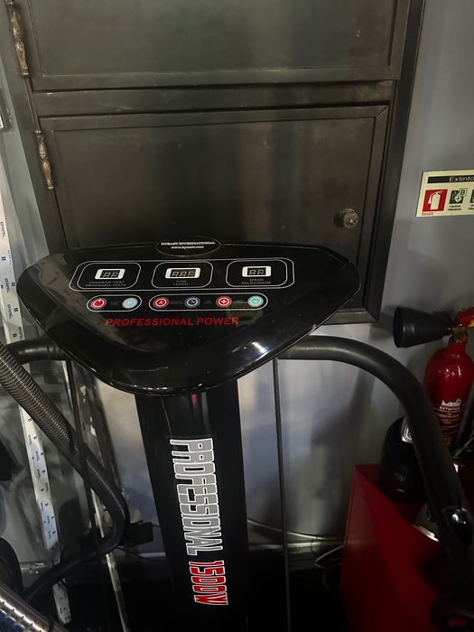 Vibrating Machine440101243674972160