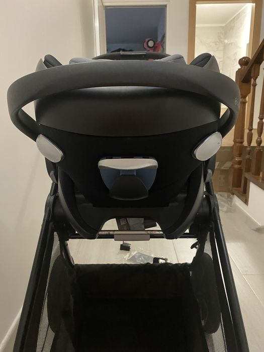 Carrinho cybex balios M com babycook e base isofix