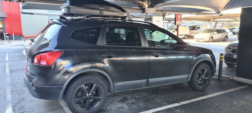 Nissan Qashqai + 2