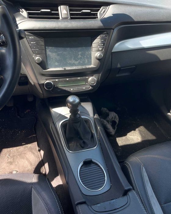 Toyota Avensis 2016 para peças!