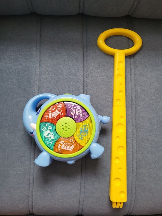 Słonik muzyczny pchacz/sorter firmy Dumel