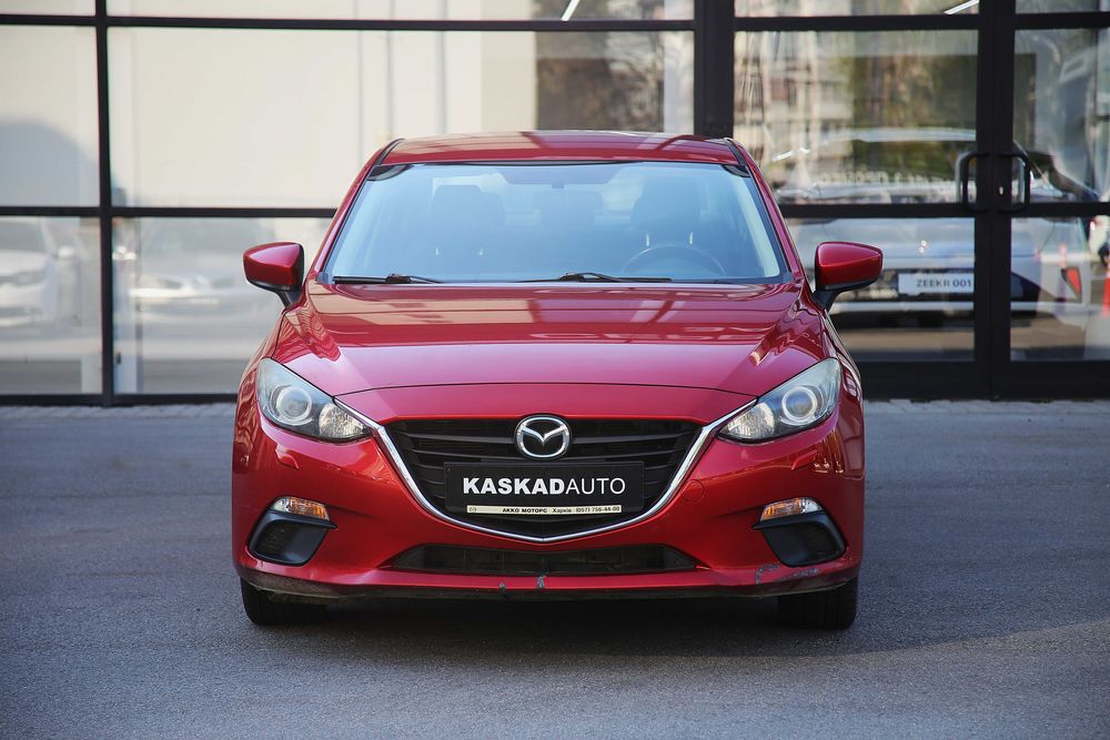 продам автомобіль Mazda 3