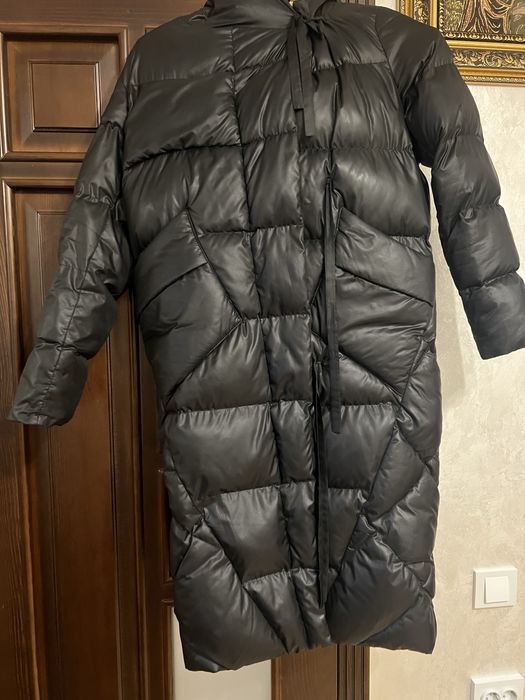 Куртка зимова. Тепла та зручна.