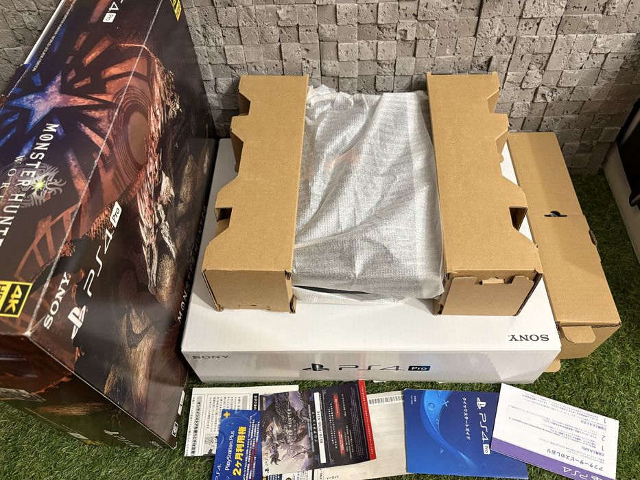 SONY PlayStation 4 pro Limited Monster Hunter ідеал. можливий КРЕДИТ!