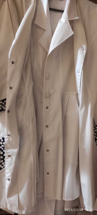 Медичні халати. Б/в