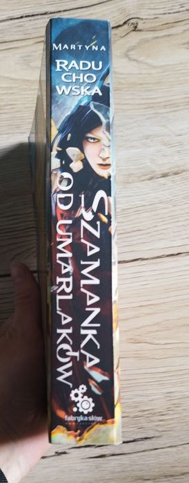 Szamanka od umarlaków M. Raduchowska