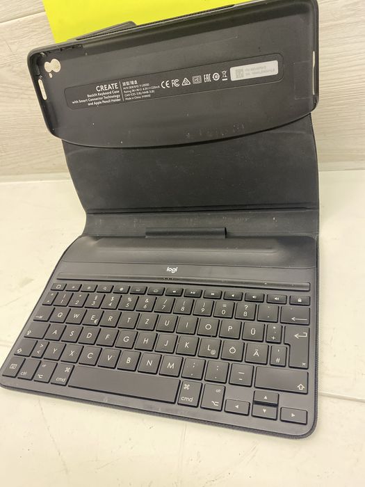 Клавіатура-чохол Logitech CREATE Y-U0030 для iPad Pro 9.7" –  оригінал