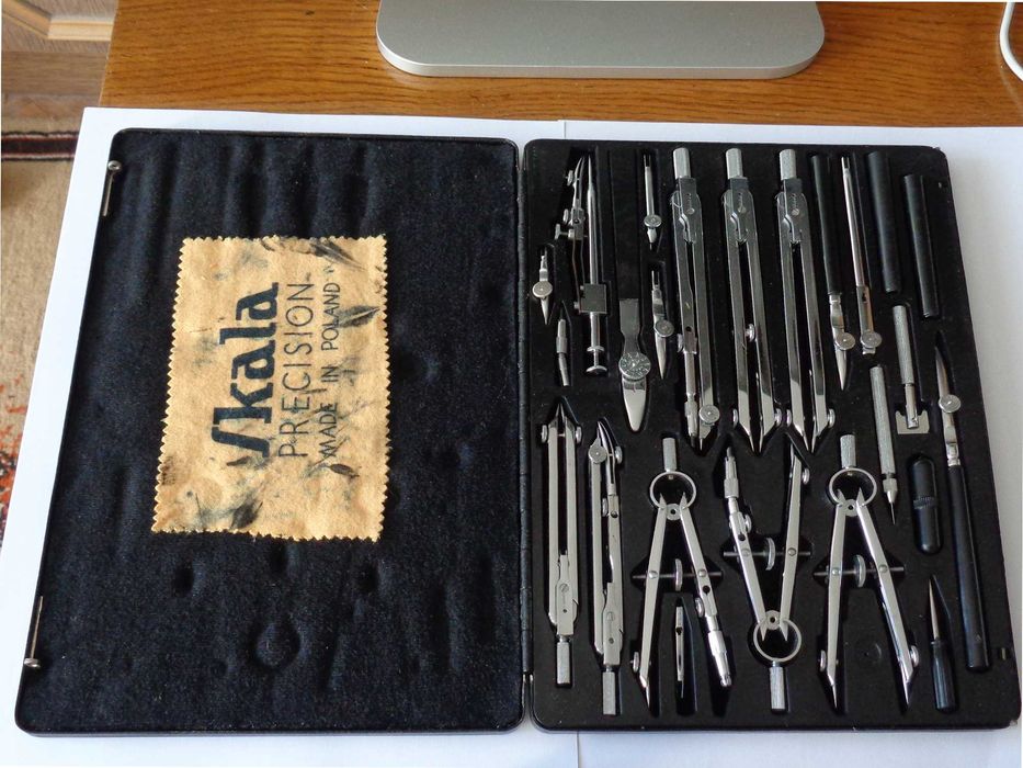 Duży zestaw cyrkli kreślarskich Skala